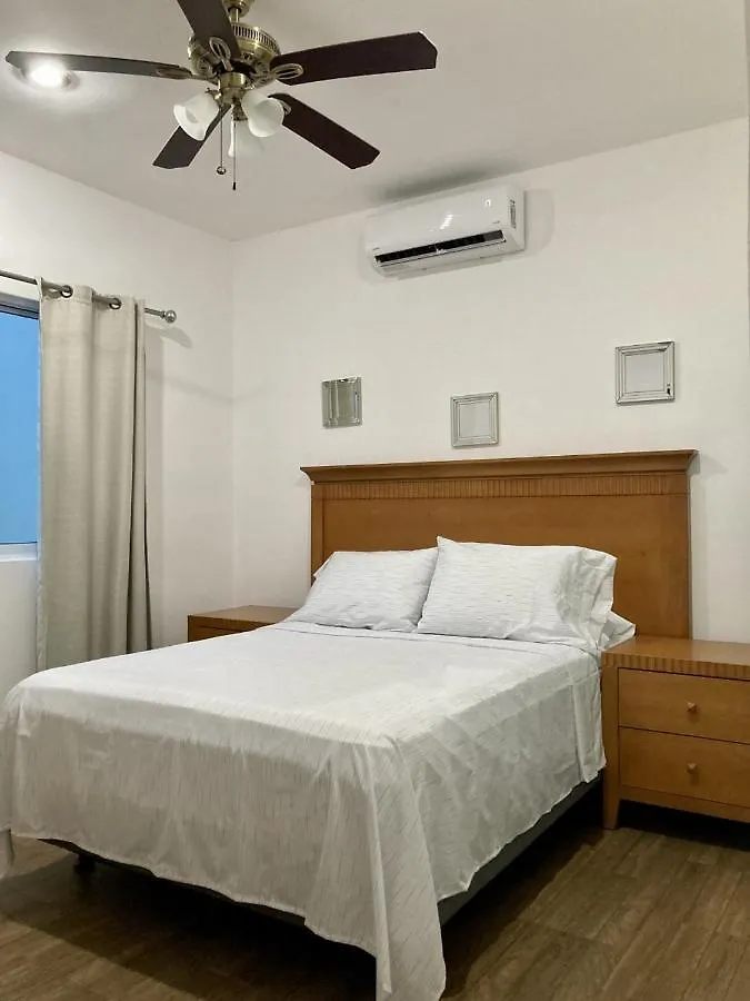 Homecancun2 0*,  México